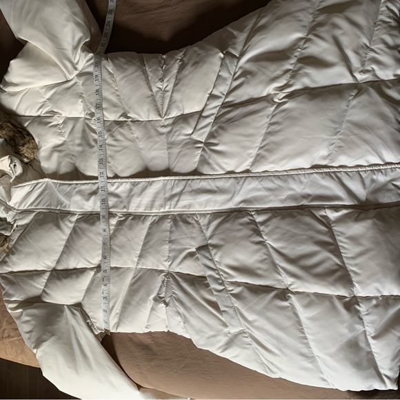 NEW YORK & COMPANY winter jacket - Picture 5 of 10